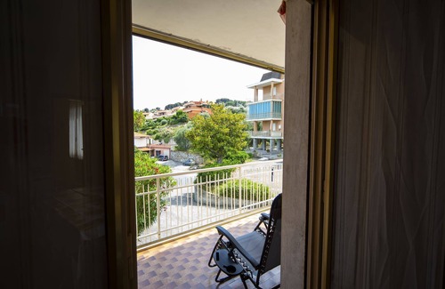 Pantai Apartment | Vittoria's house with private covered parking with partial sea view