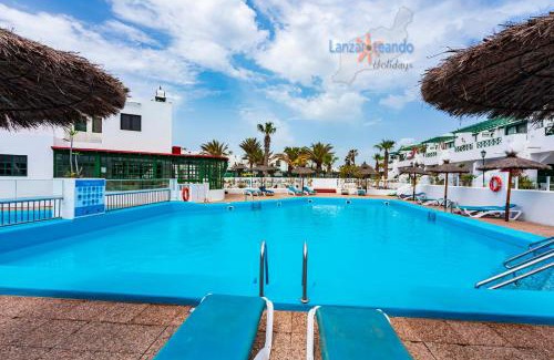 Matagorda Apartment | Vivienda Vacacional Casa Mar y Volcan Vista mar Piscina Playa 5 min Wifi