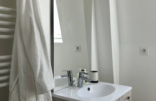 Quartier Pasteur House | Vivre au Cœur de Rouen : Maison de Ville Moderne