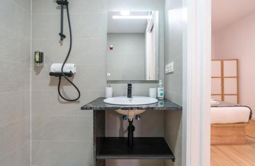 En Corts Apartment | VLC HOST - Ausias March