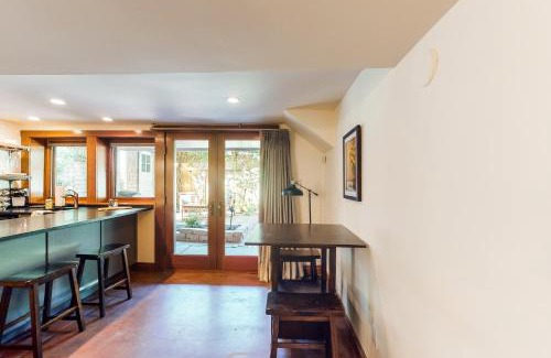 Capitol Hill Apartment | Volunteer Park Vacation