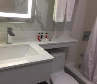 Queens Hotel | Voyage Hotel