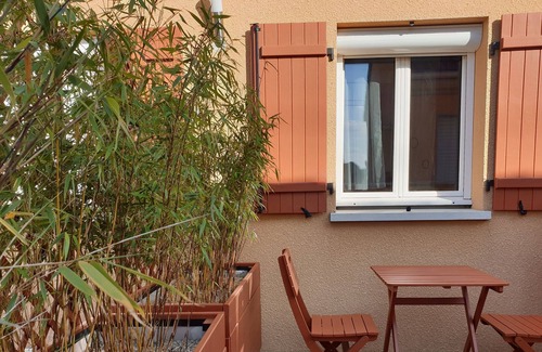 Bretigny-sur-Orge Cabin | Vrbo Property