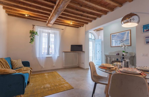 Uzzano House | Vrbo Property