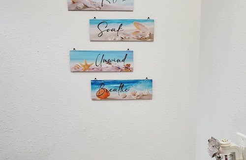 Spring Hill Apartment | Vrbo Property