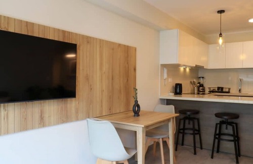 San Isidro Centro Financiero Apartment | w Fascinating 1BR w AC in San Isidro