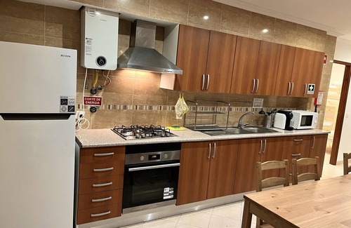 Atouguia da Baleia Villa | W.H.House/V3