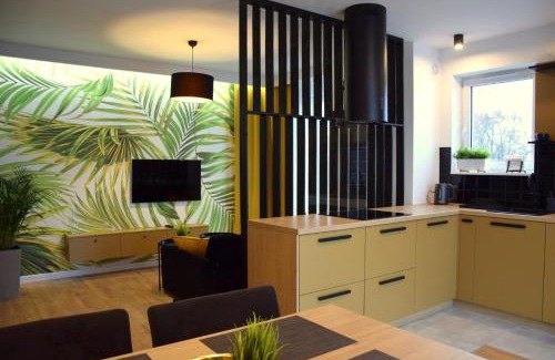Koszalin Apartment | W&K Gold Suite - Parking w garażu, Faktura VAT, Klimatyzacja, 5 min od dworca