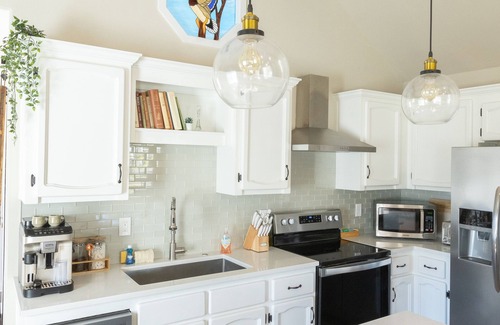 Ocean Park House | Waddle on Inn-Ocean Park Cottage