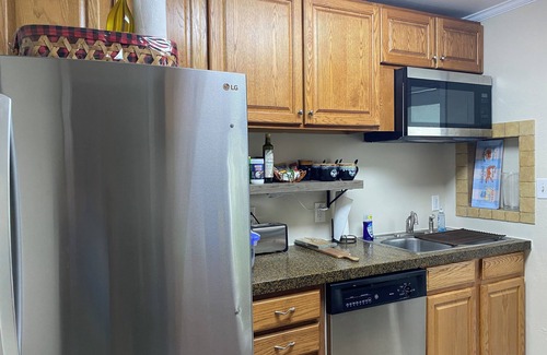 Mount Dora Cottage | Walk historic downtownMount Dora - Serenity Cottage
