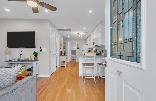 Seaside Heights Cottage | Walk to Beach! 4 Beach Badges Included. BBQ + Fire Pit. Towels + Linens Included