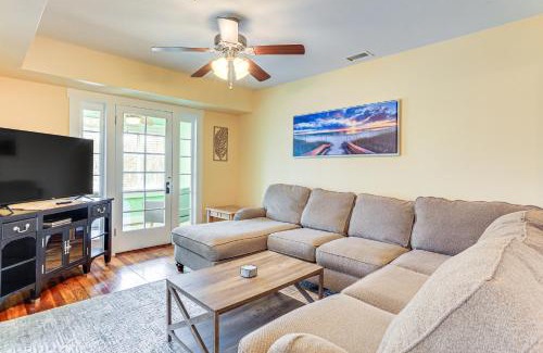 Palmetto Apartment | Walk to Manatee River Palmetto Unit with Sunroom