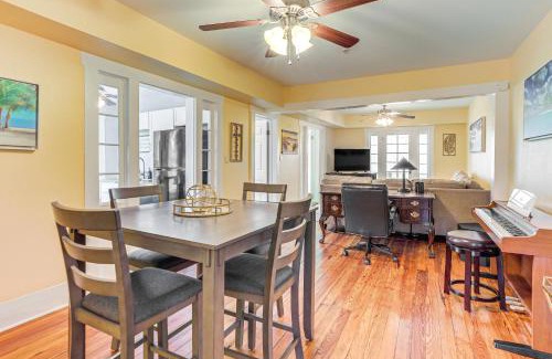Palmetto Apartment | Walk to Manatee River Palmetto Unit with Sunroom