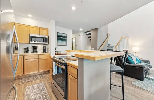 Breckenridge Villa | Walk to Snowflake Lift + walk to Main St