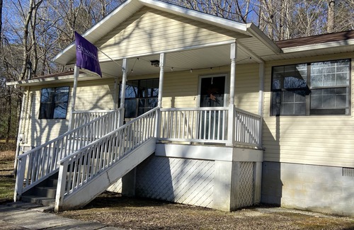 Saint Andrews House | Walk to the University, trails, the village