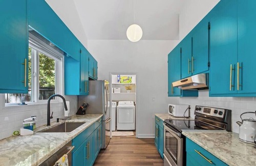 Cary House | Walkable|Fenced In|Pet Friendly