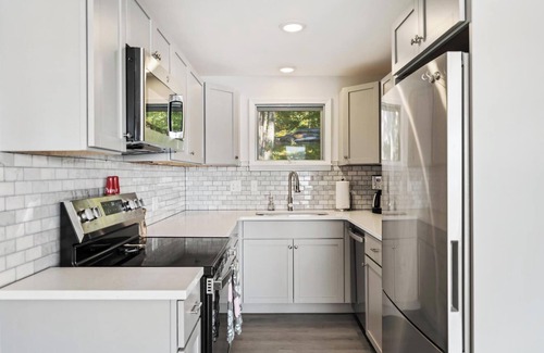 Petoskey House | Walloon Lake: Comfort and Calm by the Water