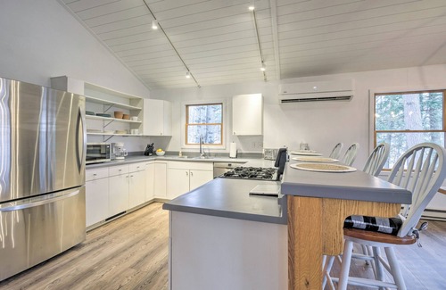 Petoskey Cottage | Walloon Lake Vacation Rental: Walk to Water!
