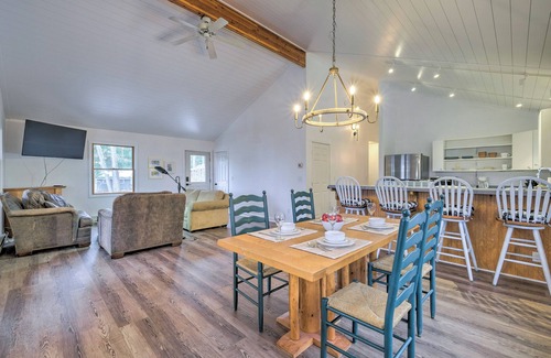 Petoskey Cottage | Walloon Lake Vacation Rental: Walk to Water!