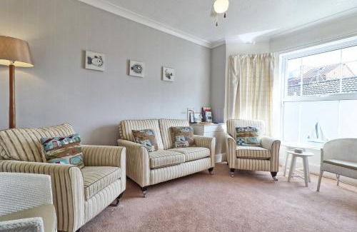 Walton on the Naze Apartment | Walton Beach Holiday Lets