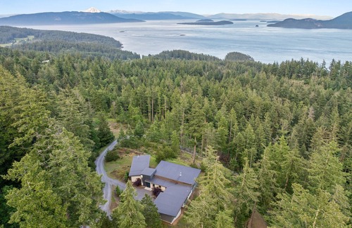 Olga House | Wander San Juan Island
