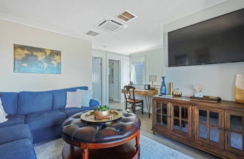 River District Boat Rental | Wanderlust @ The Cove Riverwalk Villas