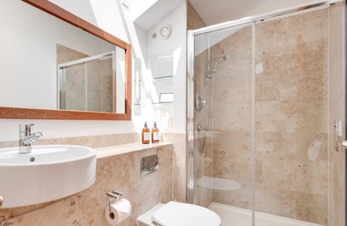 Littlebredy House | Wans Barton - Four Bedroom House, Sleeps 10