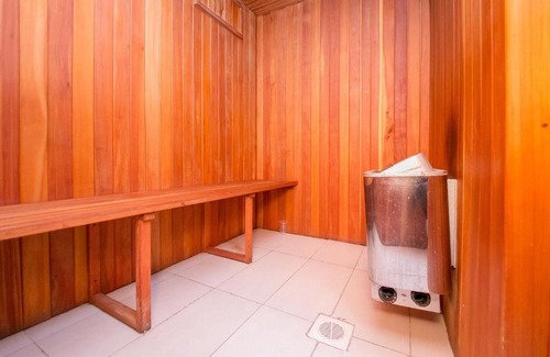 Kilimani Hotel | Waridi Paradise Hotel and Suites