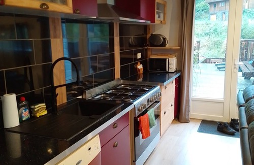 Saint-Jacques-des-Blats Apartment | Warm refuge for family vacations