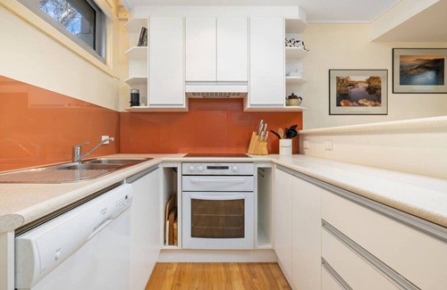 Thredbo Villa | Warrina 8 | Thredbo | Large & on the Village flat