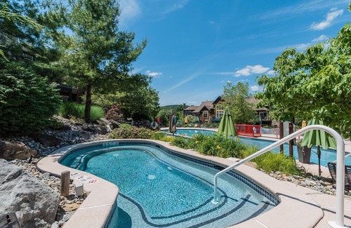 Vernon Condo | Water Park (Next Door) Pool Hot Tubs Mtn Creek Wineries #12-11P