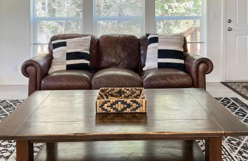 Chelan House | Water's Edge Escape