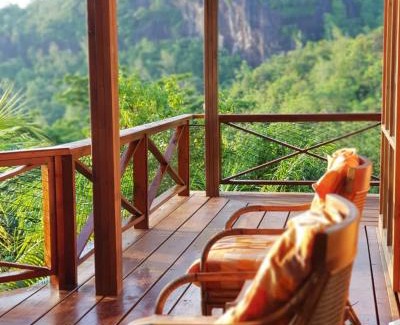 Mahe Island Bed & Breakfast | Waterfall Accomodation