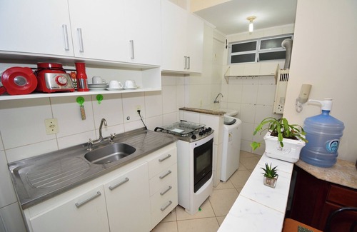 Jurere Internacional Apartment | Waterfall Village 200m from the Sea