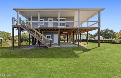 Ocean Springs Cottage | Waterfront, 2 Docks, 3 Bed, 4 Bath, Amazing Gulf View. An incredible experience!