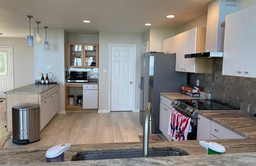 Edwardsville House | Waterfront 5BR Getaway with AC, Private Dock & Scenic Heathsville Views