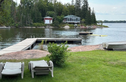 Otter Falls House | Waterfront