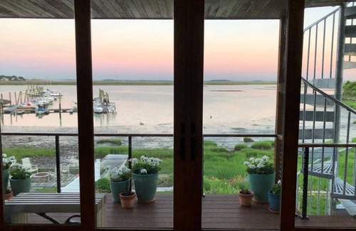 East Boston House | Waterfront Escape - Spectacular Views, Only 5 Minutes from Boston Airport