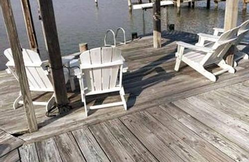 Arundel on the Bay House | Waterfront Estate w/Private Beach + Dock