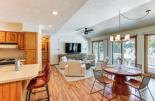 Grawn House | Waterfront Home on Duck Lake: 8 Mi to State Park!