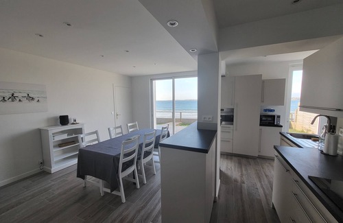 Gavres House | Waterfront house on the Gâvres peninsula