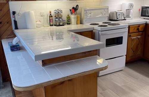 Amherst Ski Chalet | Waterfront, Nature + activities. Close to Tremblant and the superb Omega Park