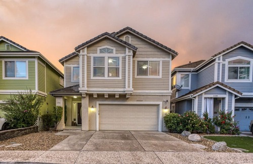 Sparks House | Waterfront Oasis w/Kayaks, Fire Pit & Game Room
