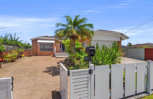 Tweed Heads House | Waterfront Paradise - Tweed Heads West