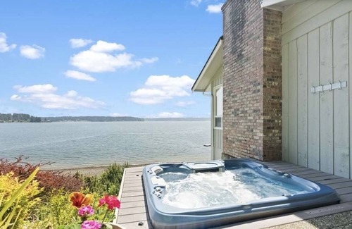 Allyn-Grapeview House | Waterfront Retreat on Case Inlet