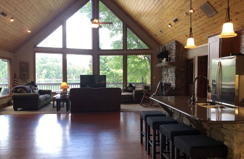 Forest Lake Heights House | Waterfront-The Arbor Lake James w/200' of Sandy Beach & Dock-a gated community