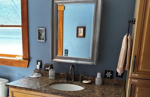 Springfield House | Waterfront tranquility in nature’s playground