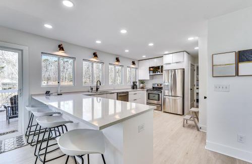 Troy House | Waterfront Troy Home with Private Boat Dock!