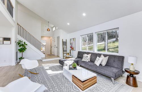 Troy House | Waterfront Troy Home with Private Boat Dock!