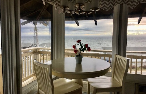 North Truro Apartment | Waterfront-View Studio #21 · Deck, Parking & Free Shuttle to P-Town